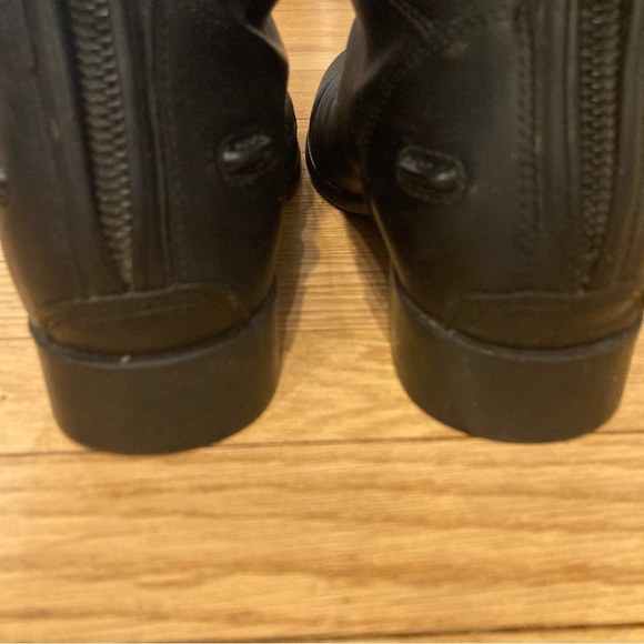 Ariat tall riding boots - Picture 5 of 16